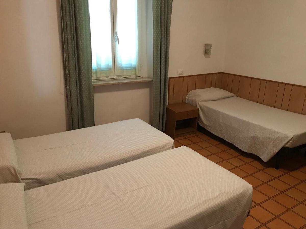 Hotel Amico Fritz Livorno Exterior photo
